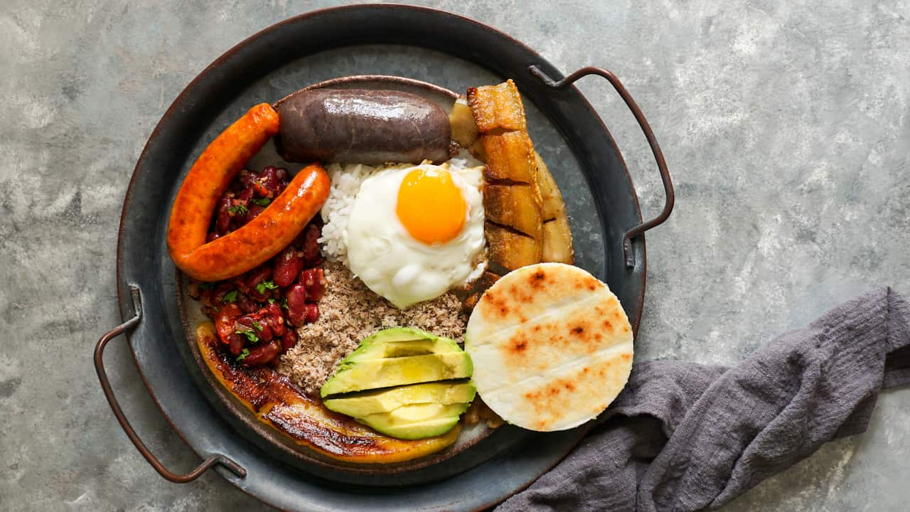 Bandeja Paisa Colombiana Receta En 7 Pasos Paulina Cocina