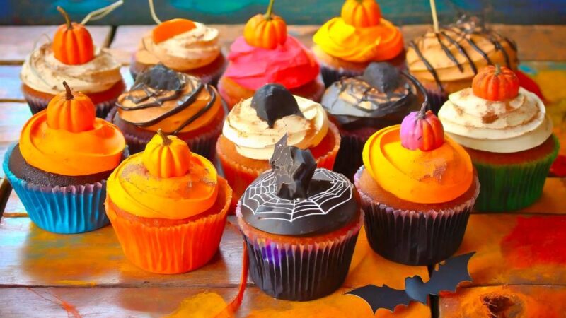 how to make halloween cupcakes