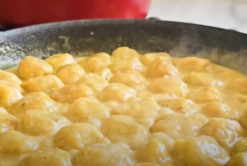 Easy recipe for stuffed pumpkin gnocchi