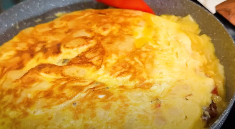 Spanish tortilla stuffed with potatoes